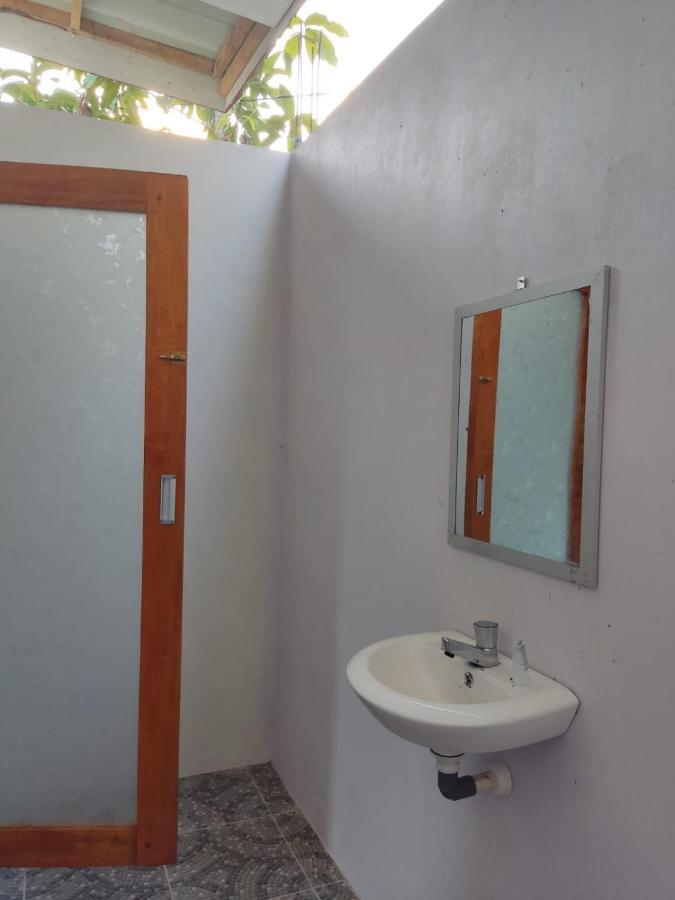 Kebun Homestay Kuta  エクステリア 写真