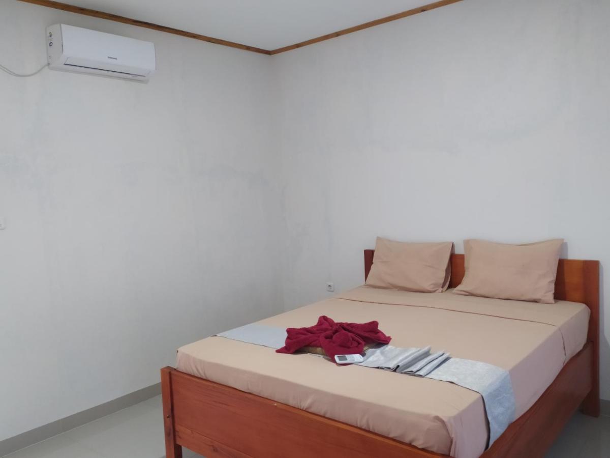 Kebun Homestay Kuta  エクステリア 写真