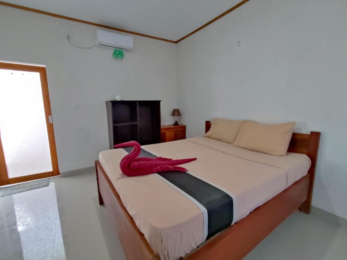 Kebun Homestay Kuta  エクステリア 写真